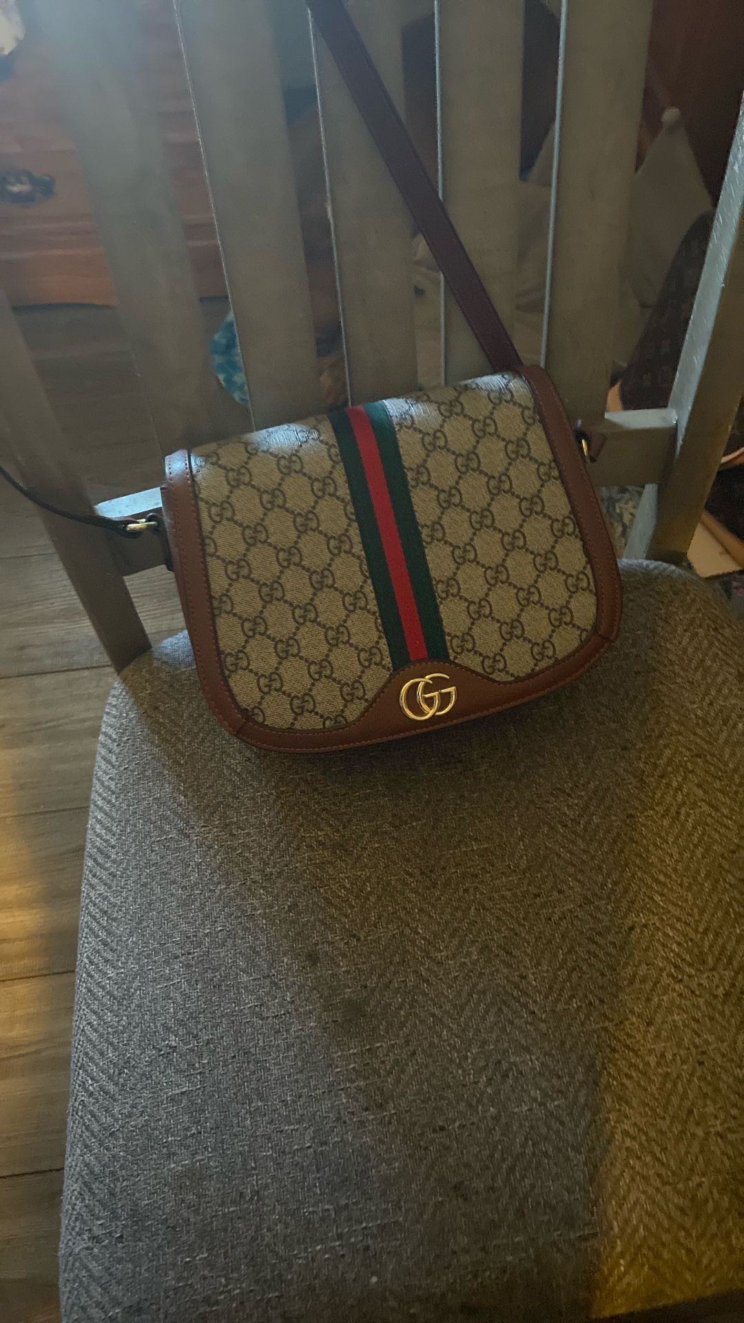 Lovely Gucci Shoulder Bag