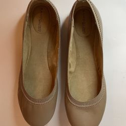 Bandolino Women’s Edition Ballet Flat Size 10