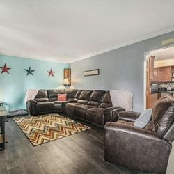 Leather Reclining Sectional And Reclining Chair 