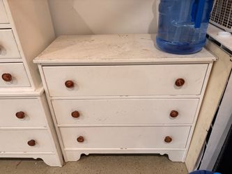 Solid Wood 3 Drawer Dresser