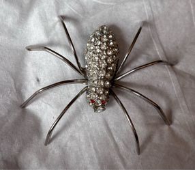 Vintage Rhinestone Spider Brooch