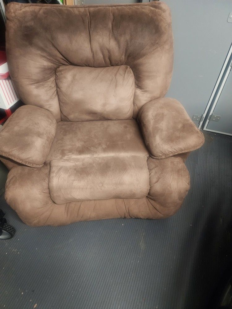 La-Z-Boy Brown Recliner 