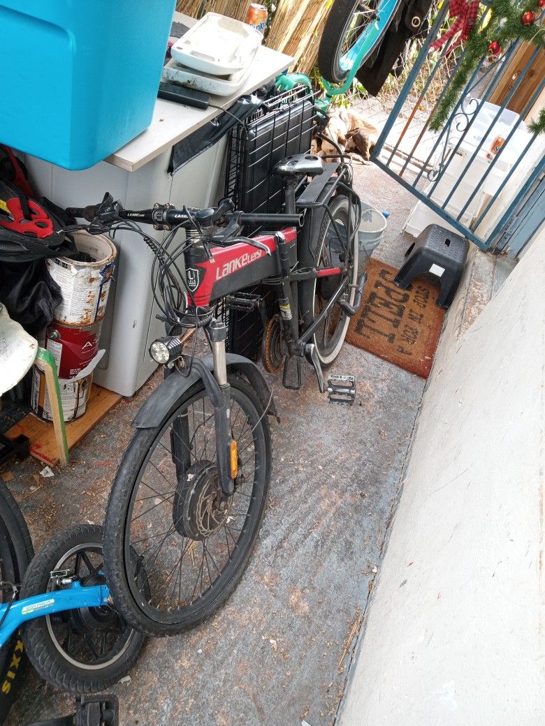 Lanke Leisi Electric Bike 