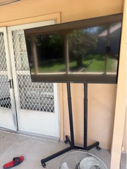 two roku tvs for sale