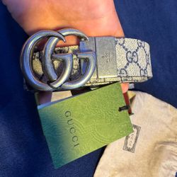 GUCCI belt White Gucci Pattern And Navy Reversible 