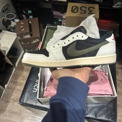 Travis Scott Olives 12W (10.5M