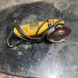 Angle Grinder. (Dewalt)