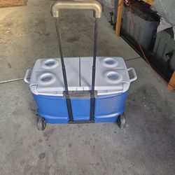 Rubbermaid cooler