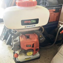 Invatech Italia Gas Backpack Mist Blower / Sprayer – $100