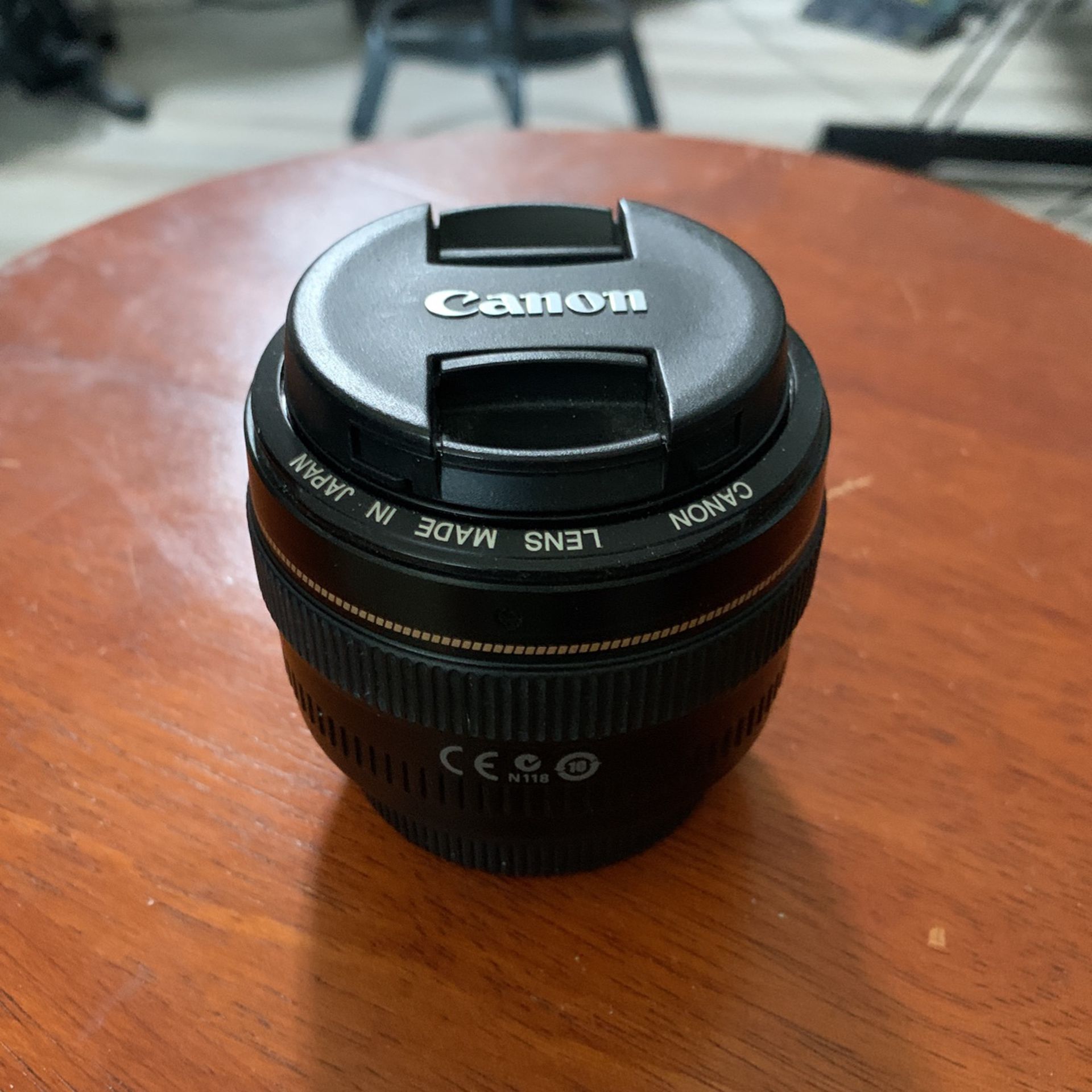 Canon  50 Mm 1.4 Lens