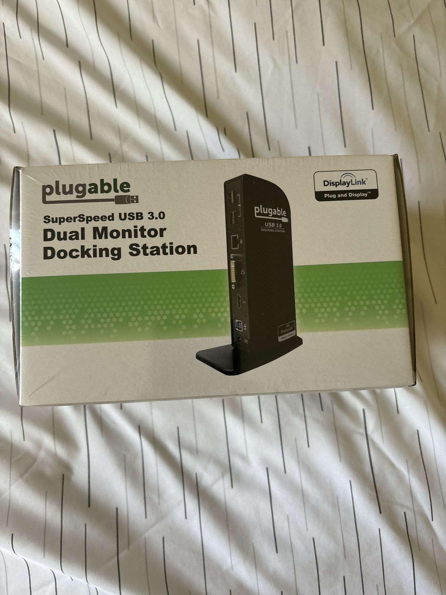 Dual Monitor Docking Station
