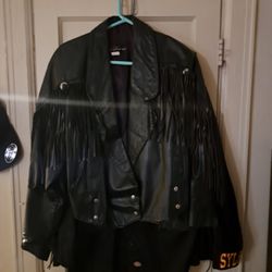 LADIES  : BLACK LEATHER  ..Jacket  BRAND  NAME. !    Phoenix 