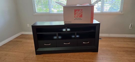 Sofia TV Console Real Wood Entertainment Center / Stand