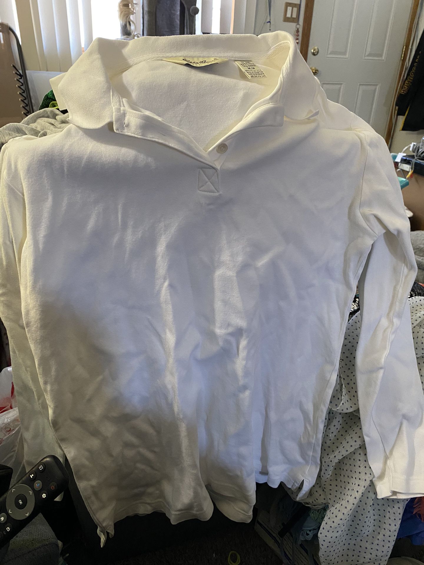 White Eddie Bauer Medium Long Sleeve Shirt
