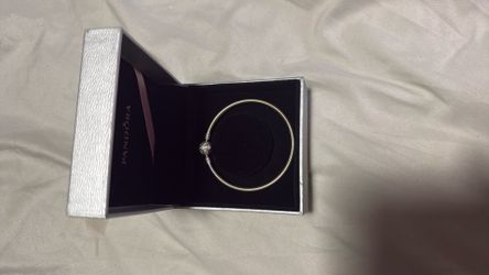 Limited Edition Pandora “DISNEY” Bracelet w/ All Disney Charms
