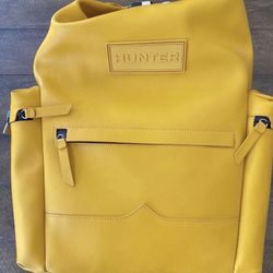 Rubberized HUNTER Leather Backpack 