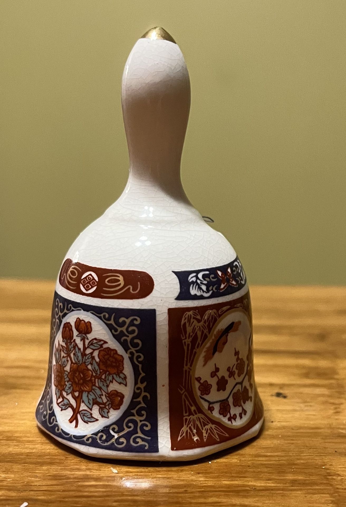 Vintage Japan Imari Small Porcelain Asian Flare Floral Dinner Bell TAIWAN 3.5” Tall, 2” Base