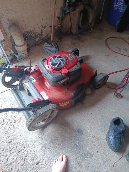 LAWN MOWER self Propelled Craftsman