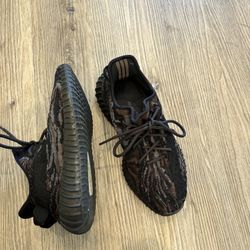 Yeezy Shoes 