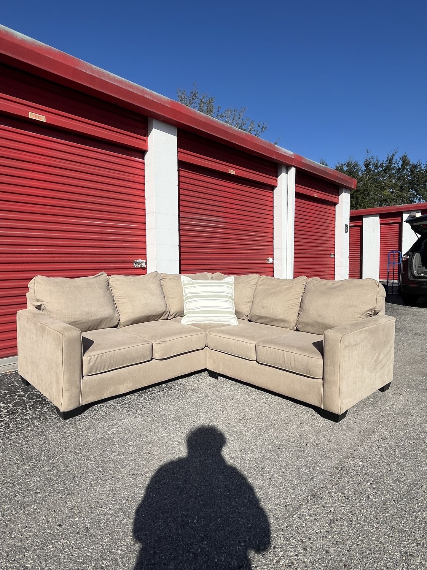 🍁HOLIDAY DEAL🍁 -Ashley Lucina light Tan Sectional From Ashley furniture *FREE DELIVERY*