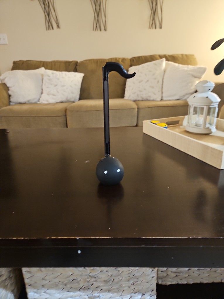 Black Otamatone