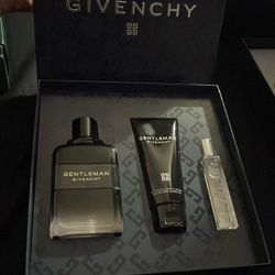 Gentlemen Givenchy