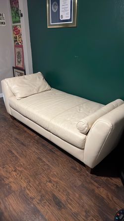 Leather chaise lounge