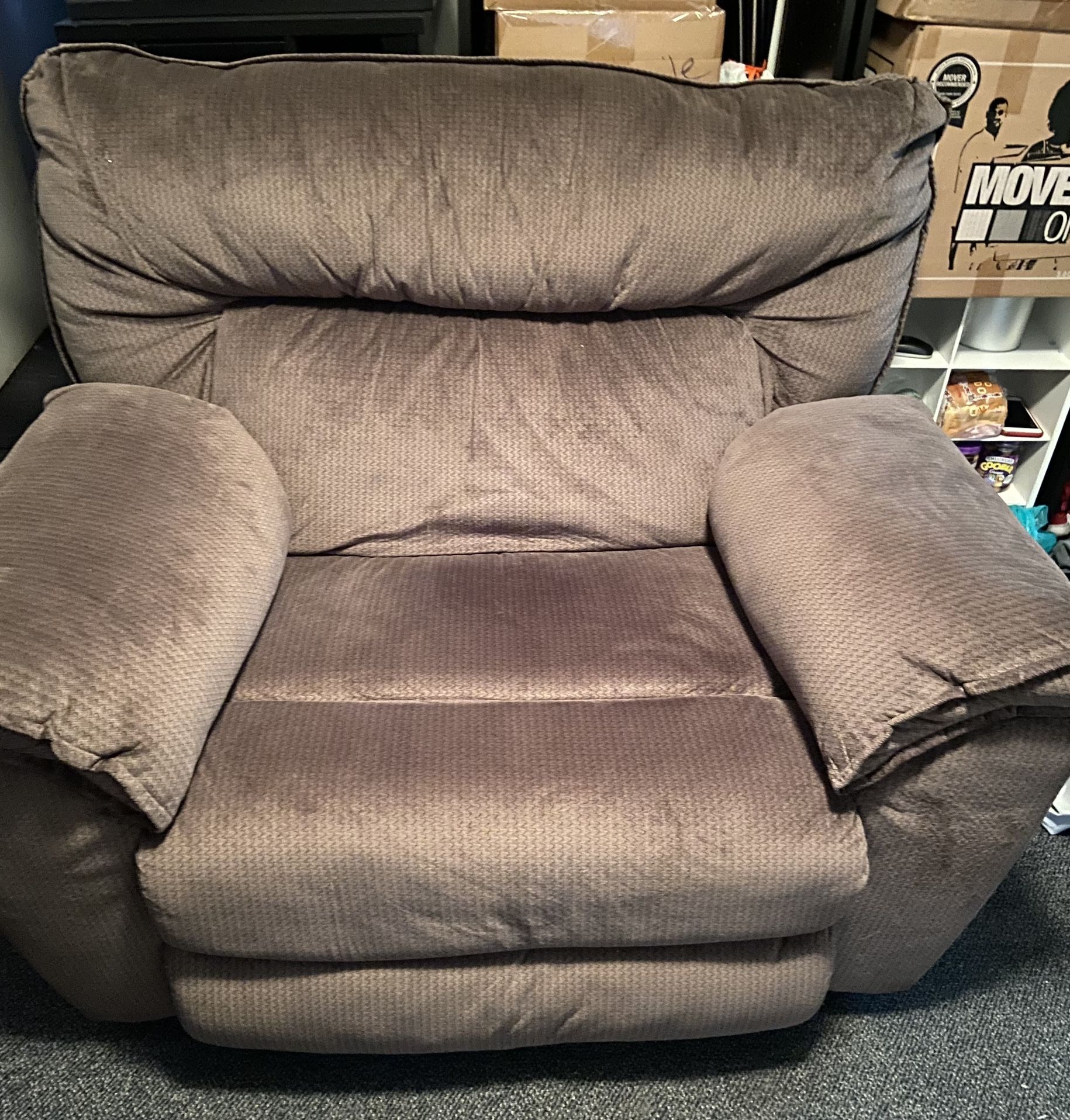 Bobs Super Spacious Comfy Recliner/Sofa/Sectional