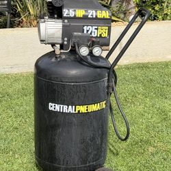 21 Gallon Air Compressor 125 Psi 2.5 HP