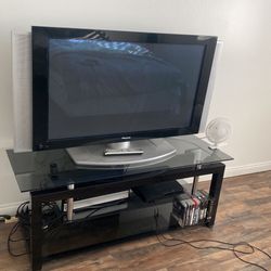 Pioneer Plazma TV For Sale . $600