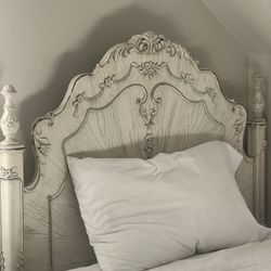 Two White Modern Twin Beds 