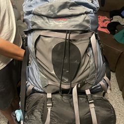 Backpacking Women’s Osprey Ariel 75, Sleeping Bag, Sleeping Pad And Ultralight 1 Man Tent.
