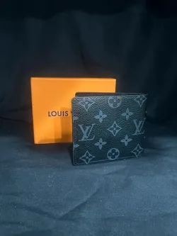 Louis Vuitton Portefeuille Multiple Wallet