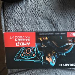 Amd Radeon RX 7600 Xt