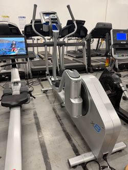 Life Fitness X8 Elliptical Advanced Cross-Trainer Adjustable Stride Elliptical