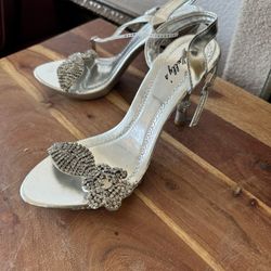 Silver Heels Size 7.5