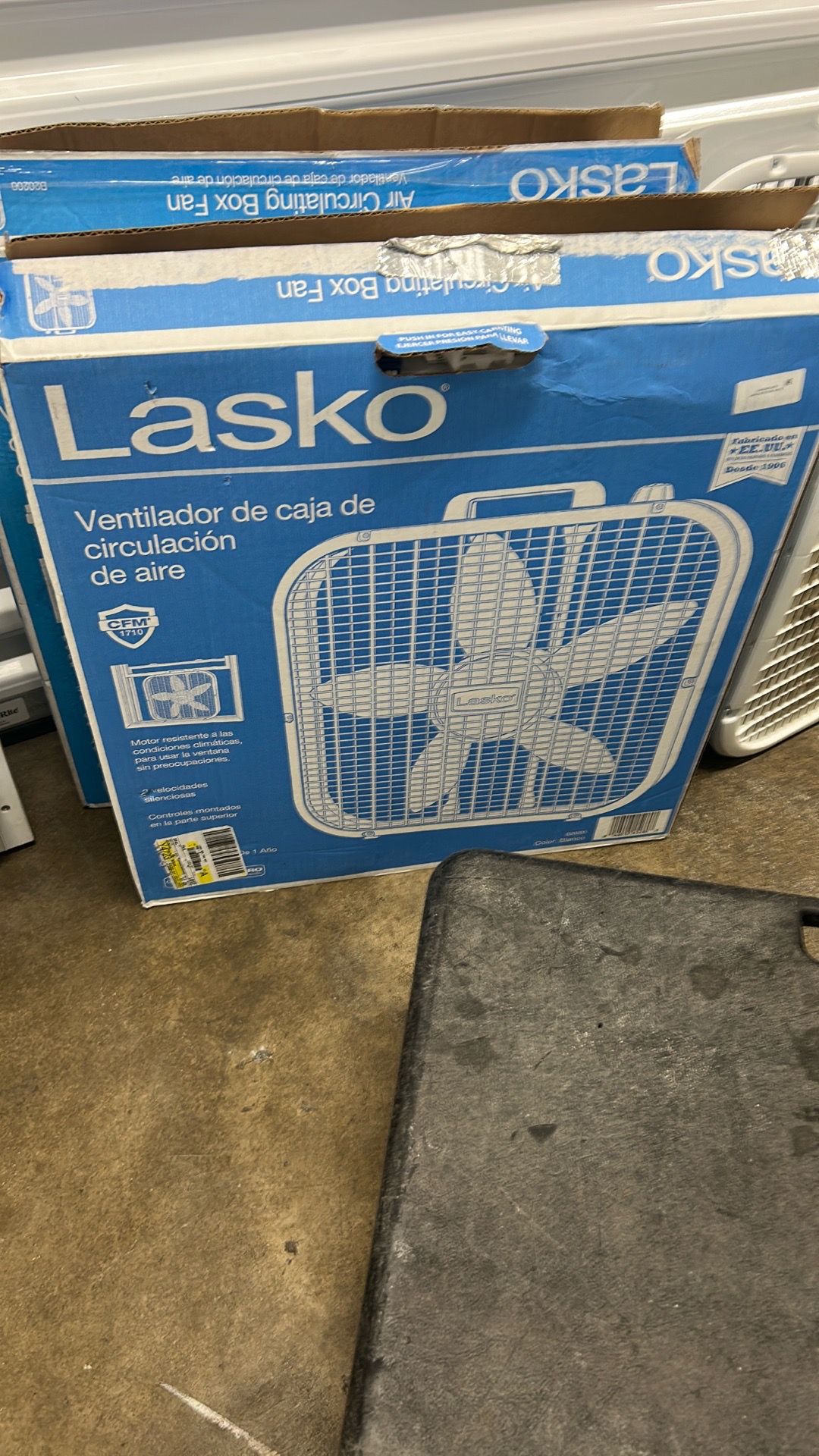 Lasko circulating box fam