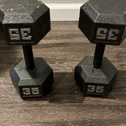35 Hex Dumbbell Set -Great Condition 