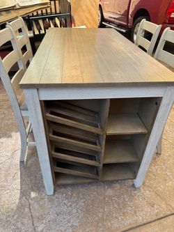 Skempton Counter Height Dining Table and 4 Barstools (pick up only)