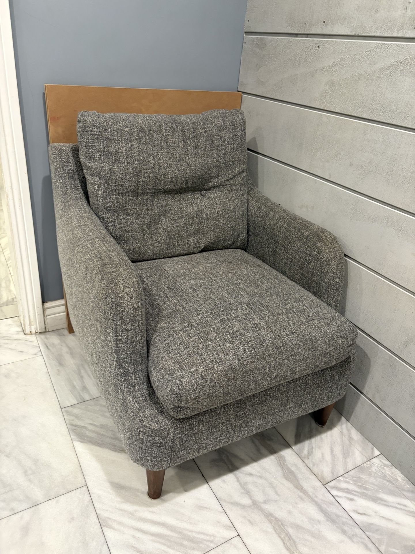 Singular Comfort Sofa