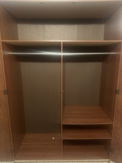Big Closet For Clothes Or Storage 