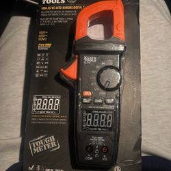 Klein Tools 600a Ac/dc Ranging Digi Clamp 