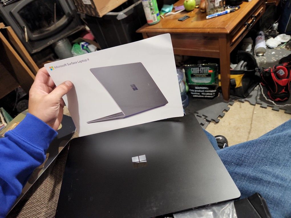 Brand New Windows Surface Pro Toych Screen