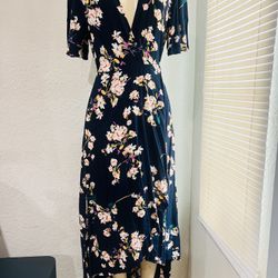Cotton Candy Dress Size L Preowned  