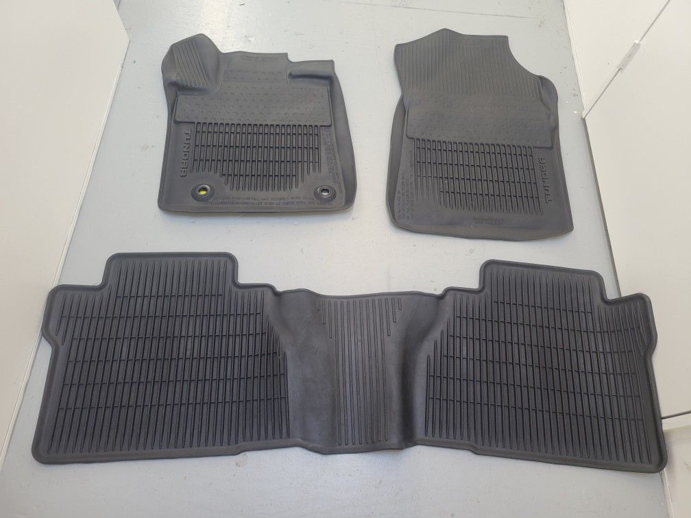 Toyota Tundra Floor Mats 2020