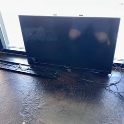 32” Samsung Tv With Mount