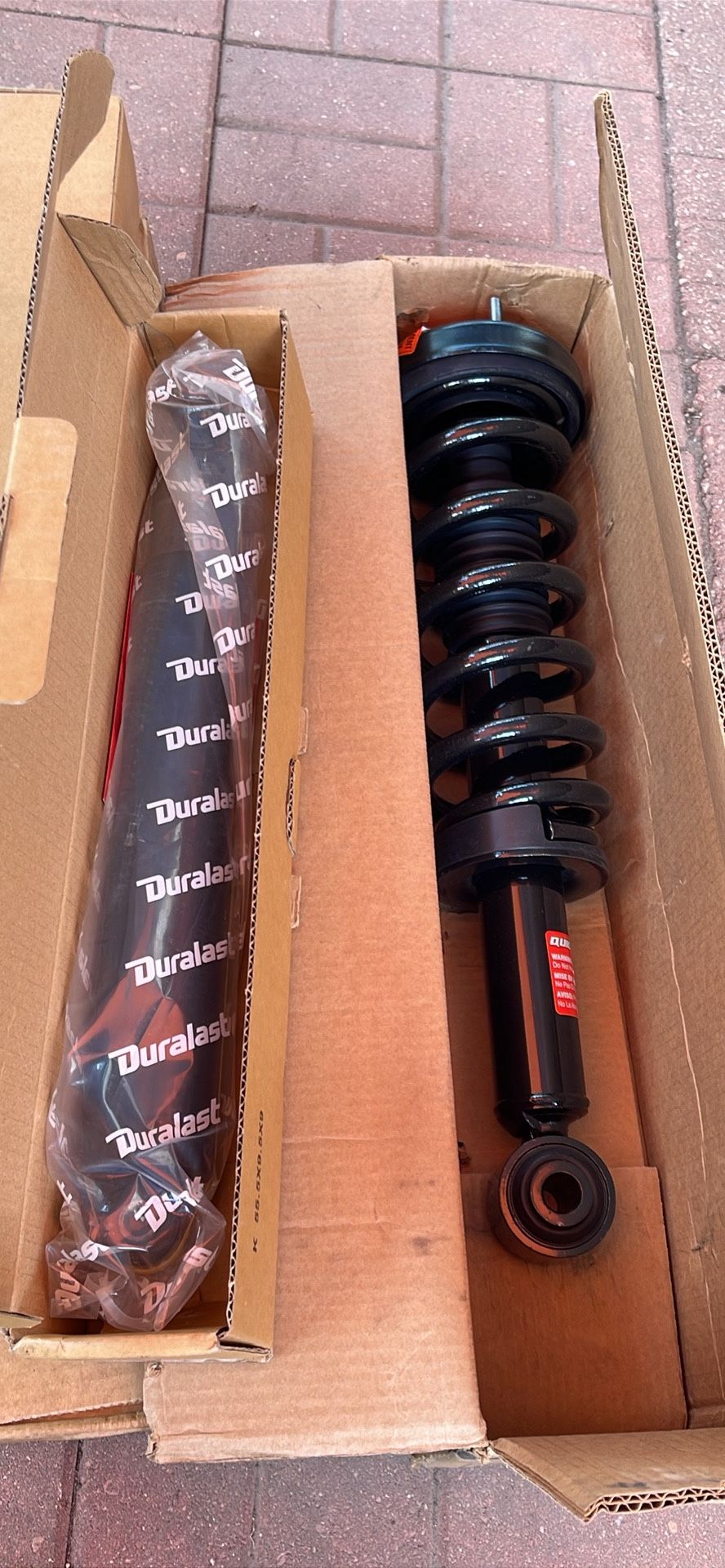 2 Monroe Quick-Strut 171141 + 2 Duralast Shock Absorber