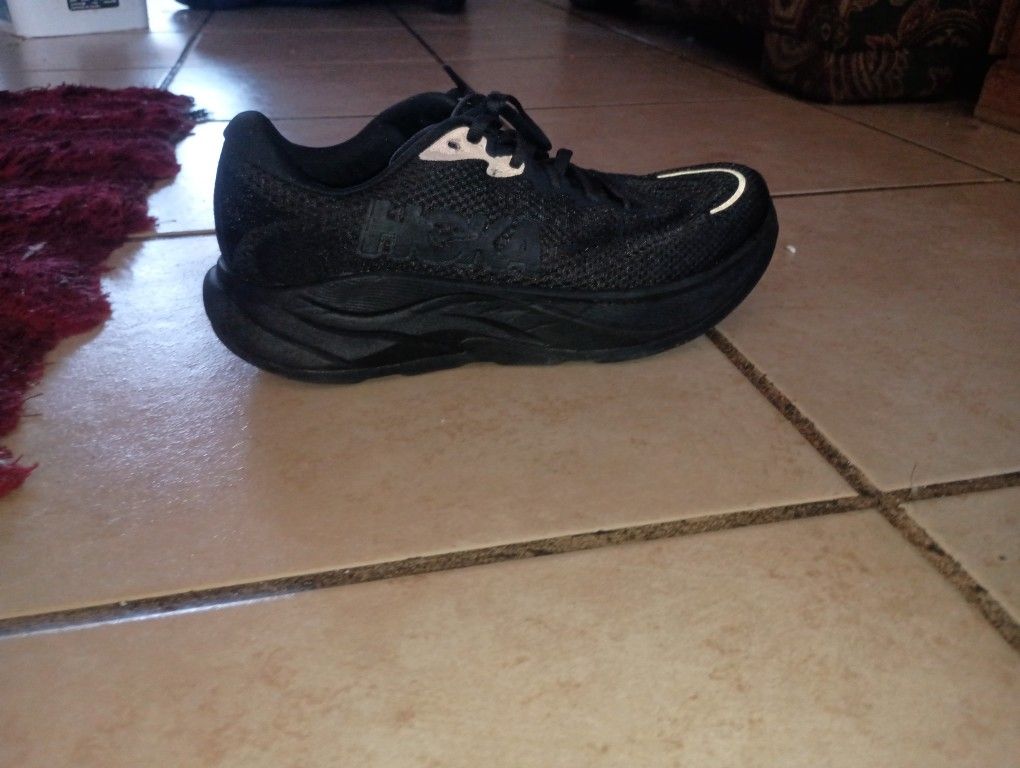 Hoka Rincon 4 Size 8 Women's