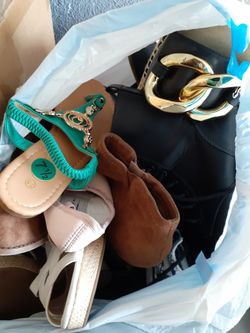 Ropa Y Zapatos De Mujer Niño Todo  Por $40