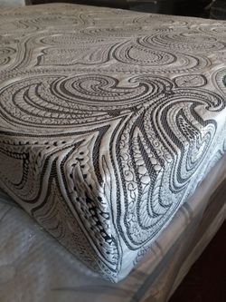 Queen Sizes Mattress Hybrid